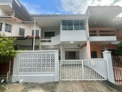 Lowland Road (D19), Terrace #509277861